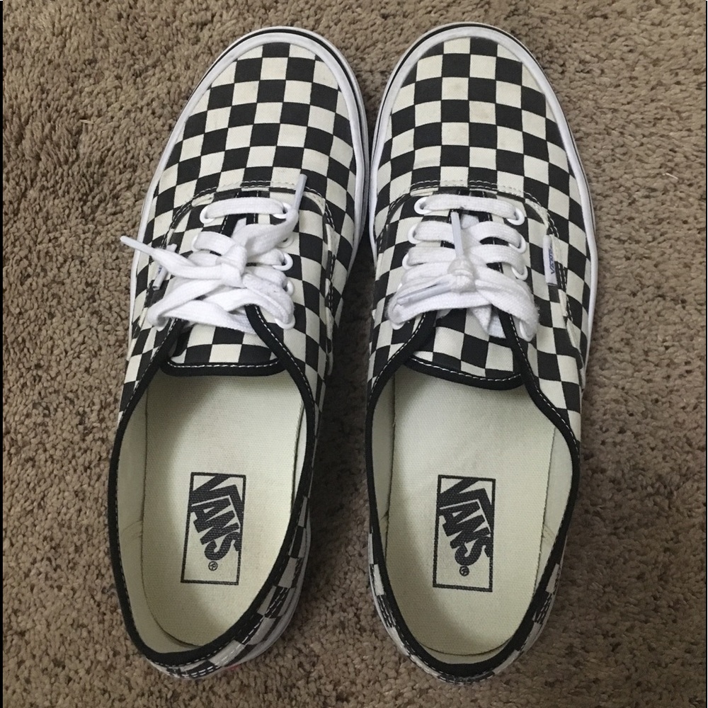 Vans authentic “checkered” size 10.5